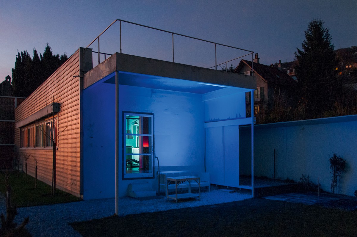 Une Petite Maison de Nuit ou une mise en lumière de la Villa "Le Lac" Le Corbusier CALL ME
